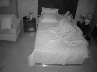 voyeurcam-casa-salsa-bedroom-3