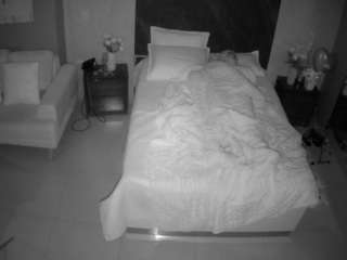 voyeurcam-casa-salsa-bedroom-3