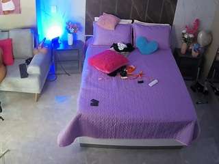 voyeurcam-casa-salsa-bedroom-3