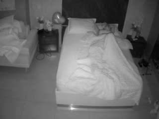 voyeurcam-casa-salsa-bedroom-3