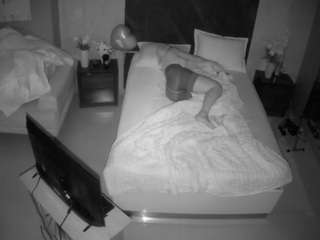 voyeurcam-casa-salsa-bedroom-3