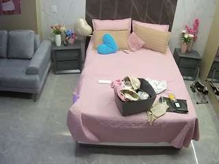voyeurcam-casa-salsa-bedroom-3