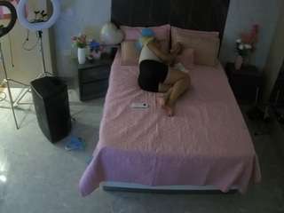 voyeurcam-casa-salsa-bedroom-3