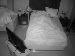 voyeurcam-casa-salsa-bedroom-3