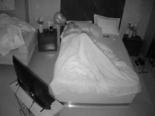 voyeurcam-casa-salsa-bedroom-3