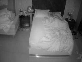 voyeurcam-casa-salsa-bedroom-3