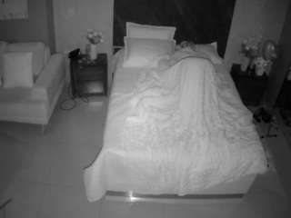 voyeurcam-casa-salsa-bedroom-3