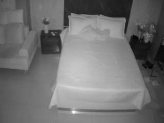 voyeurcam-casa-salsa-bedroom-3