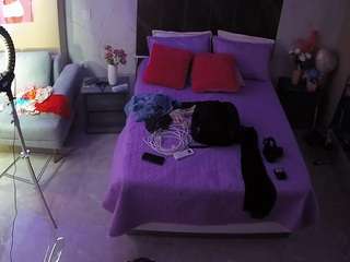 voyeurcam-casa-salsa-bedroom-3