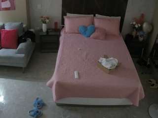 voyeurcam-casa-salsa-bedroom-3