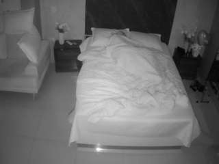 voyeurcam-casa-salsa-bedroom-3