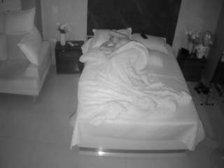 voyeurcam-casa-salsa-bedroom-3