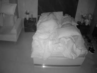 voyeurcam-casa-salsa-bedroom-3