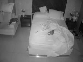 voyeurcam-casa-salsa-bedroom-3