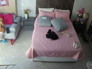 voyeurcam-casa-salsa-bedroom-3