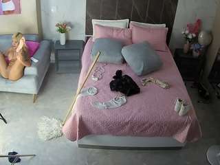 voyeurcam-casa-salsa-bedroom-3