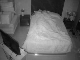 voyeurcam-casa-salsa-bedroom-3
