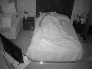 voyeurcam-casa-salsa-bedroom-3