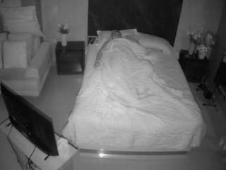 voyeurcam-casa-salsa-bedroom-3