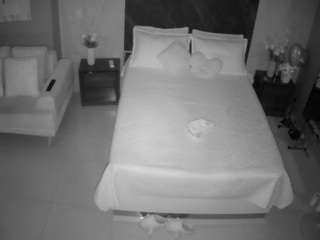 voyeurcam-casa-salsa-bedroom-3