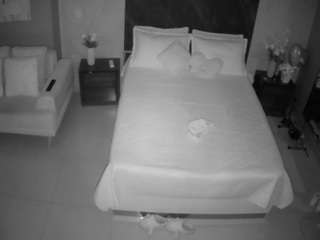 voyeurcam-casa-salsa-bedroom-3