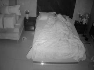 voyeurcam-casa-salsa-bedroom-3