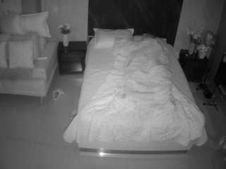 voyeurcam-casa-salsa-bedroom-3