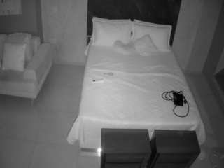 voyeurcam-casa-salsa-bedroom-3