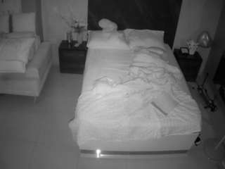 voyeurcam-casa-salsa-bedroom-3