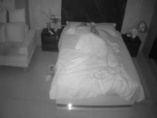 voyeurcam-casa-salsa-bedroom-3