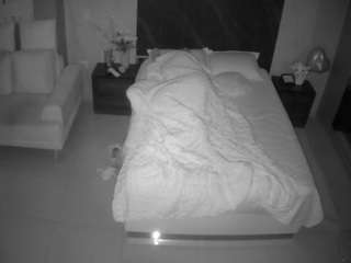 voyeurcam-casa-salsa-bedroom-3