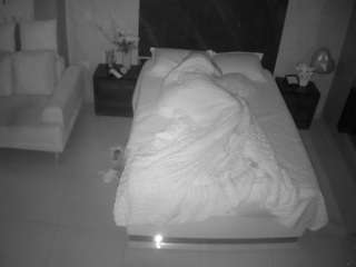 voyeurcam-casa-salsa-bedroom-3