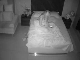 voyeurcam-casa-salsa-bedroom-3