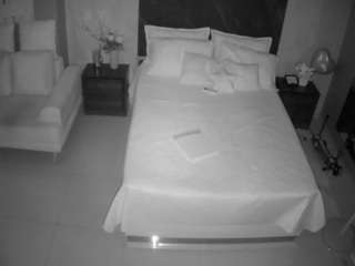 voyeurcam-casa-salsa-bedroom-3