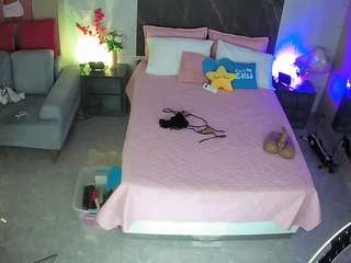 voyeurcam-casa-salsa-bedroom-3
