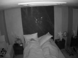 voyeurcam-casa-salsa-bedroom-3
