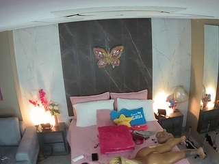 voyeurcam-casa-salsa-bedroom-3