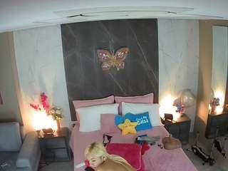 voyeurcam-casa-salsa-bedroom-3