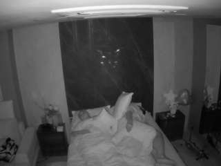 voyeurcam-casa-salsa-bedroom-3