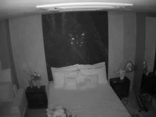 voyeurcam-casa-salsa-bedroom-3