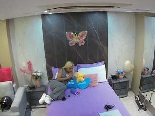voyeurcam-casa-salsa-bedroom-3