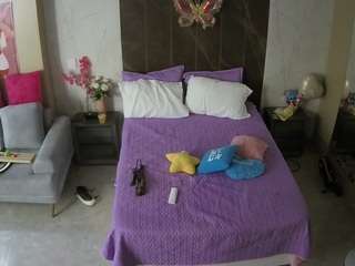 voyeurcam-casa-salsa-bedroom-3
