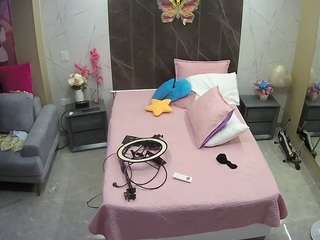 voyeurcam-casa-salsa-bedroom-3