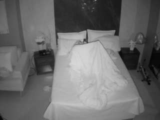 voyeurcam-casa-salsa-bedroom-3