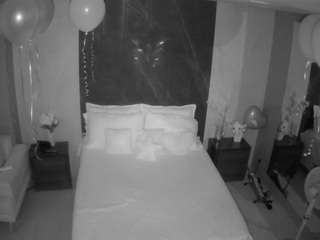 voyeurcam-casa-salsa-bedroom-3