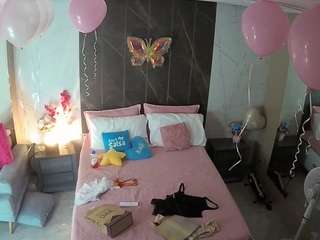 voyeurcam-casa-salsa-bedroom-3