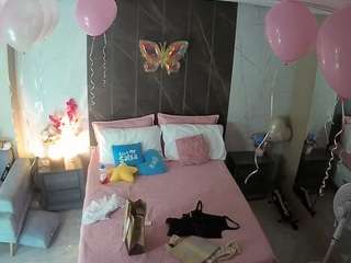 voyeurcam-casa-salsa-bedroom-3