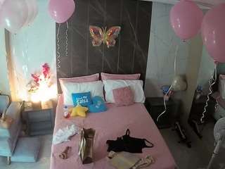 voyeurcam-casa-salsa-bedroom-3