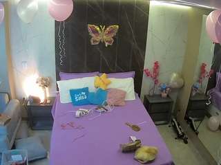 voyeurcam-casa-salsa-bedroom-3