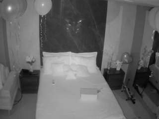 voyeurcam-casa-salsa-bedroom-3
